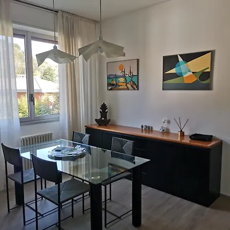 Lägenhet Casa “il Gufo” Arona