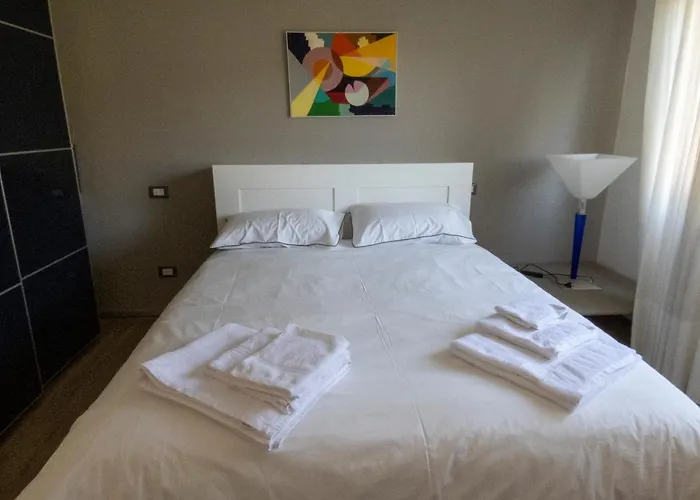 Apartment Casa “il Gufo” Arona